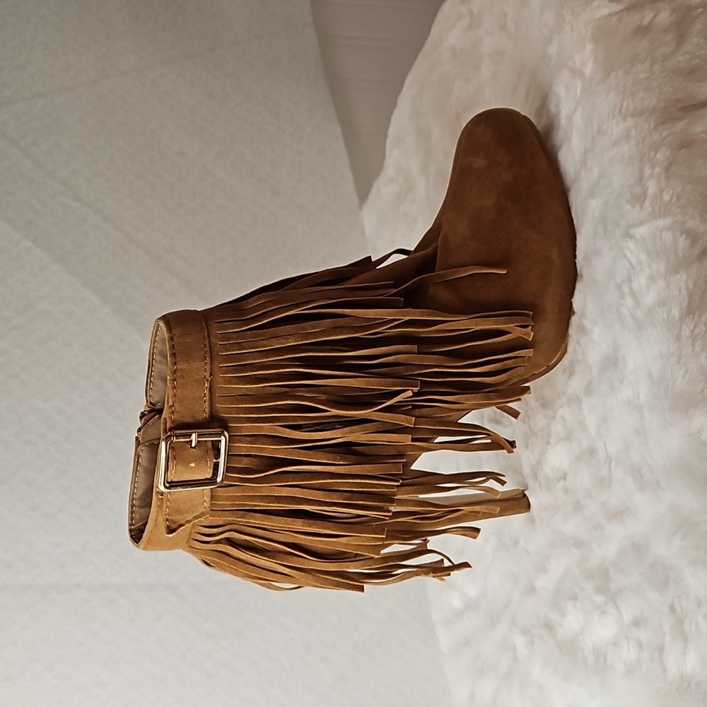 Women brown 4" ankle high heels booties boots with fringe.